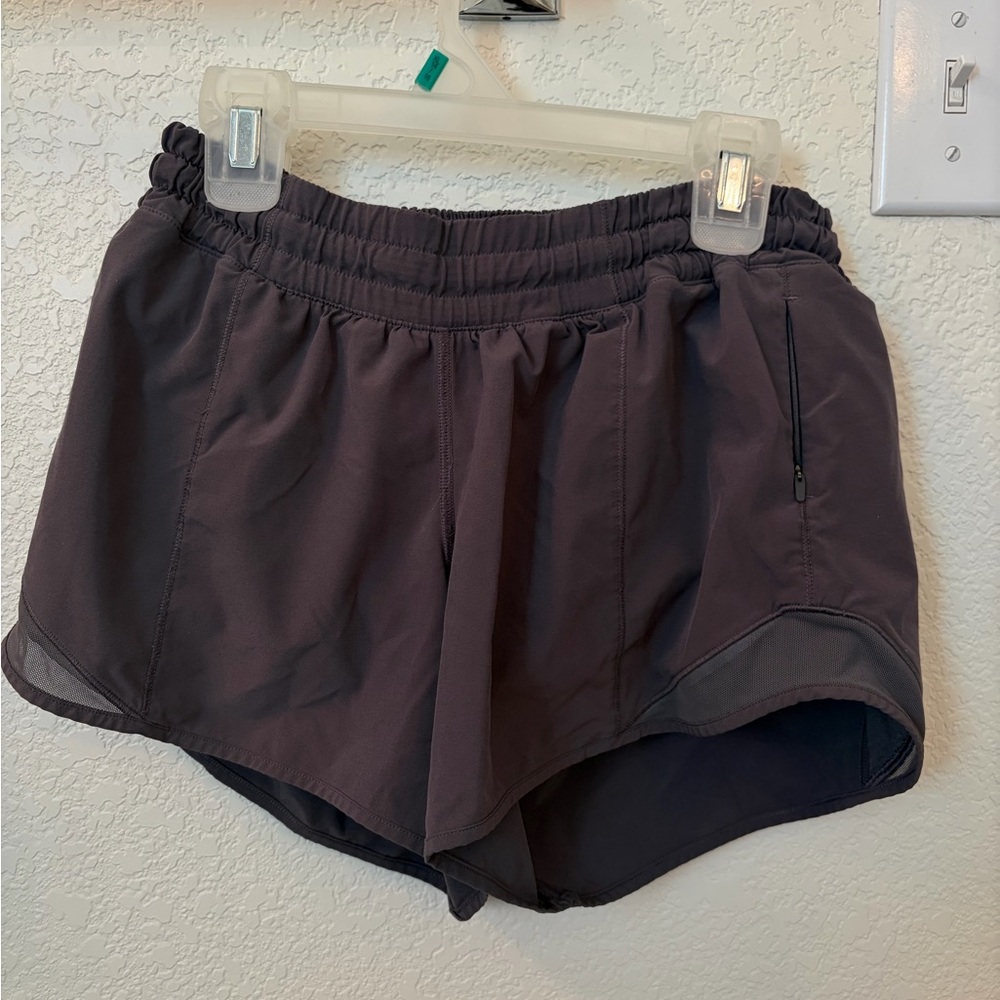lululemon Hotty Hot 4” Women's Dark Charcoal Athletic Shorts Size 4